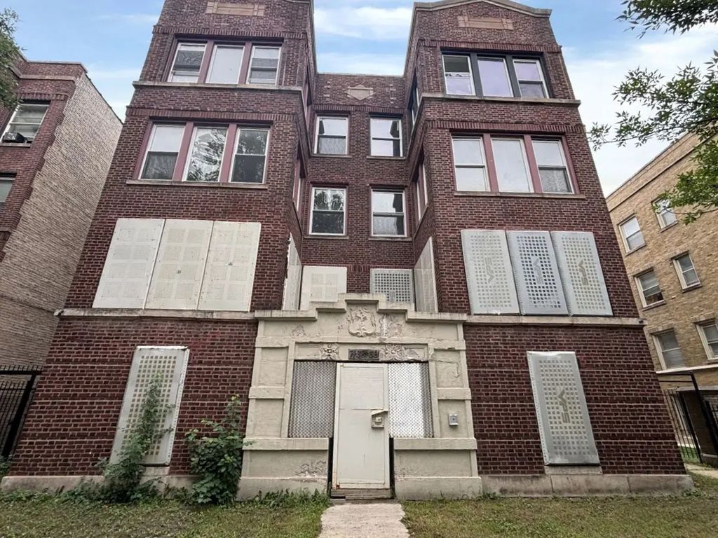 7136 S East End Avenue, Chicago