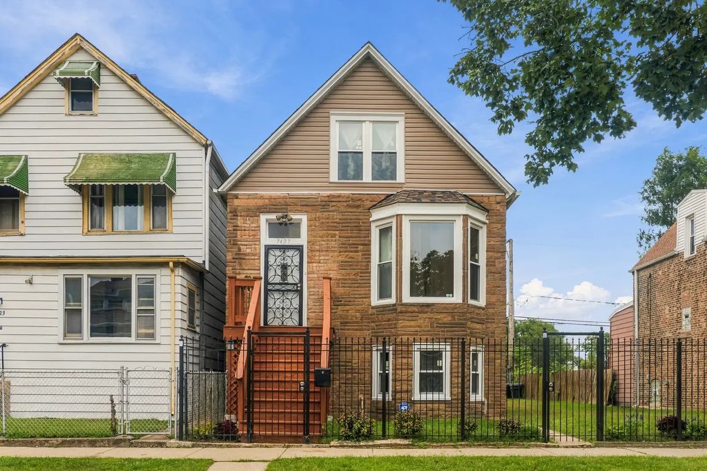 7427 S Evans Avenue, Chicago