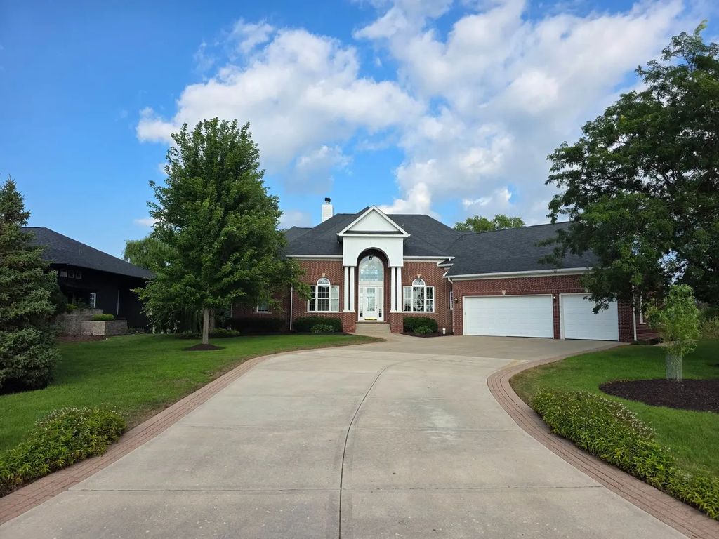 212 Slalom Court, Minooka