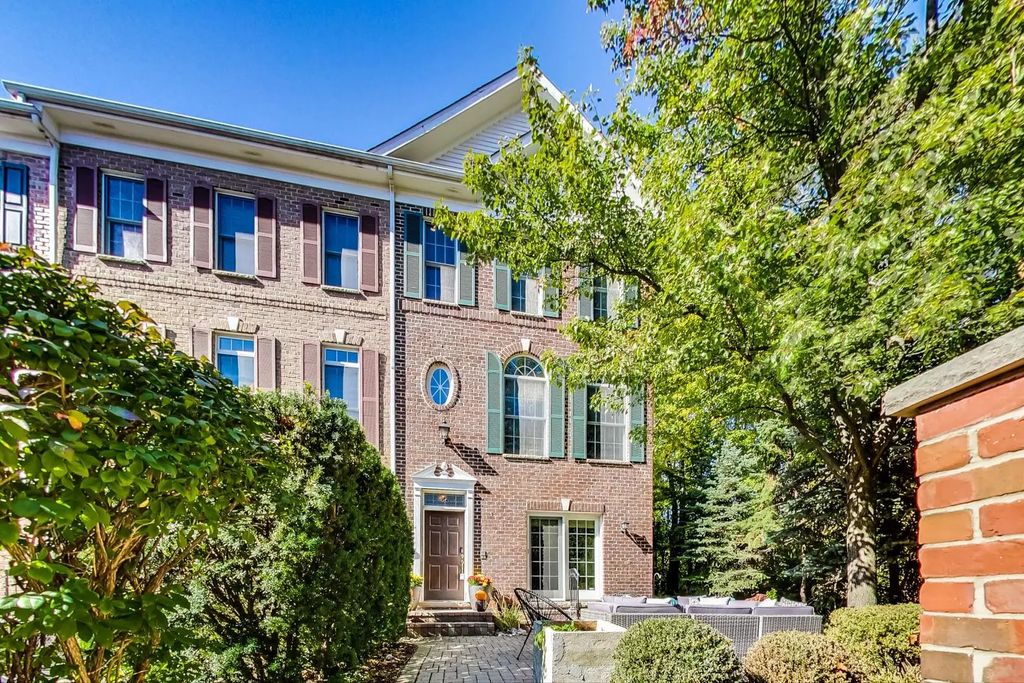 237 Box Car Avenue, Naperville