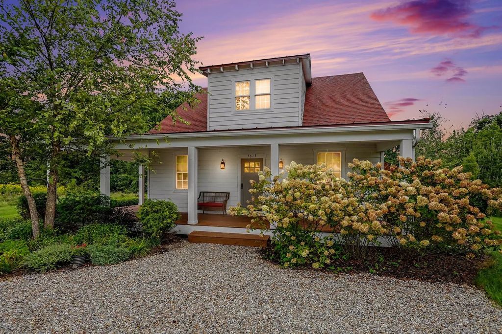 5615 Hidden Pond Lane, Sawyer