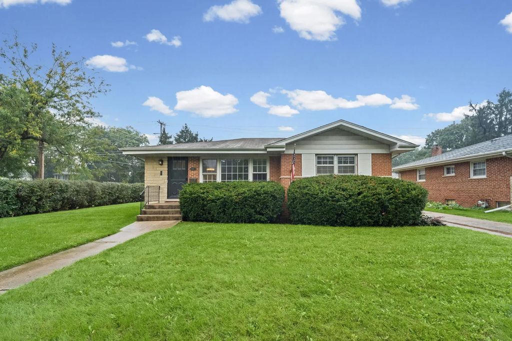 602 N Drury Lane, Arlington Heights