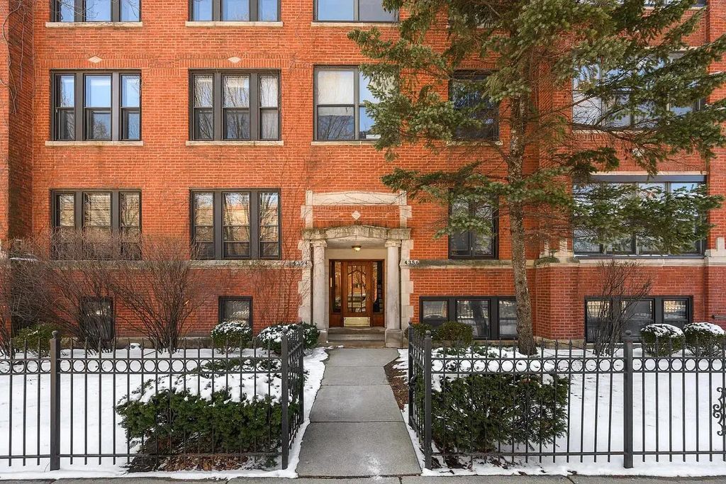 4354 N Wolcott Avenue, Chicago