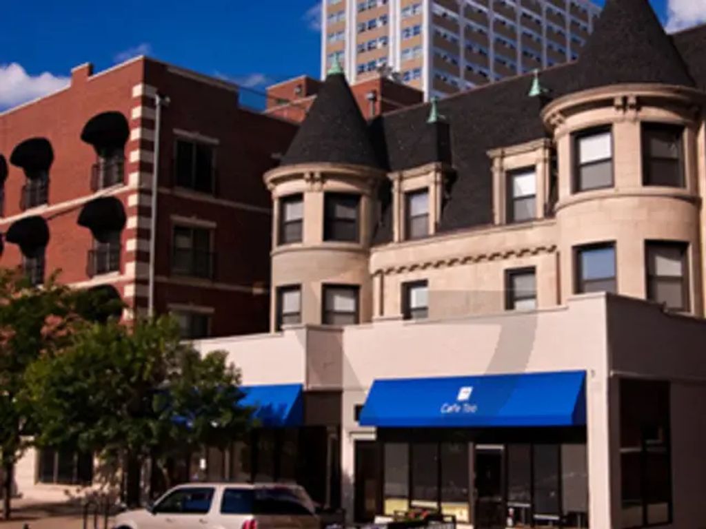 4715 N Sheridan Road 11s, Chicago