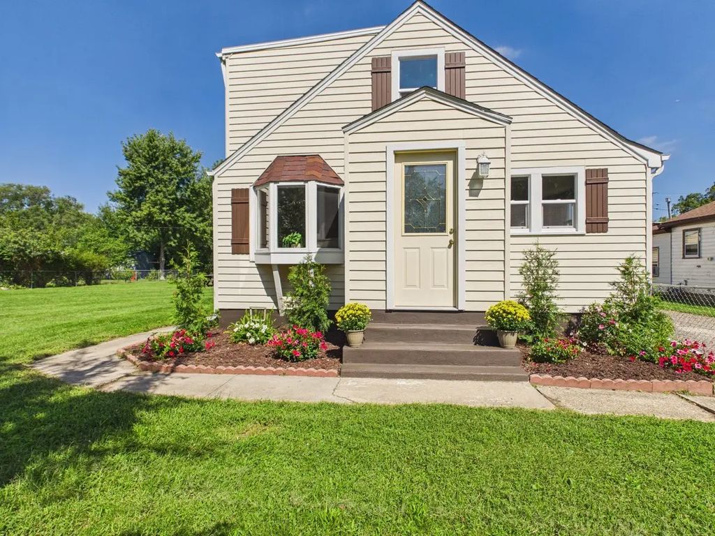 856 Marie Avenue, Machesney Park