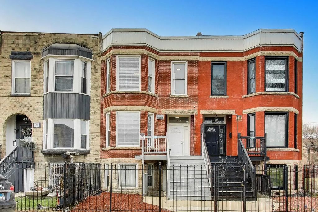 4330 S Langley Avenue, Chicago