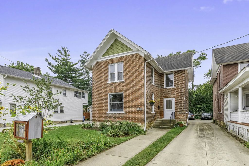 446 W Park Avenue, Aurora