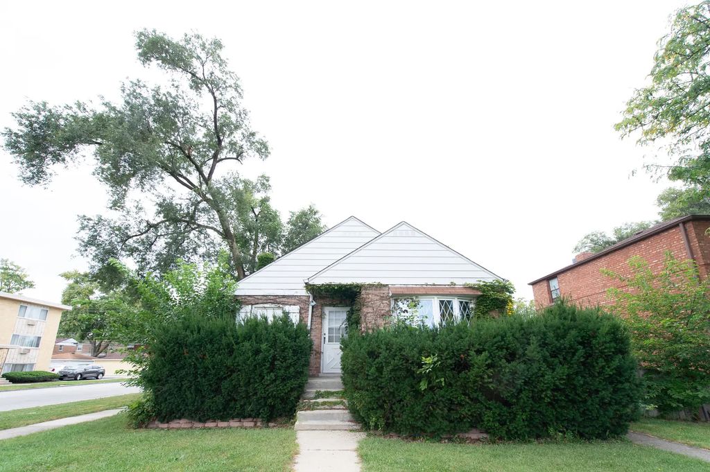 2030 S 17th Avenue, Broadview