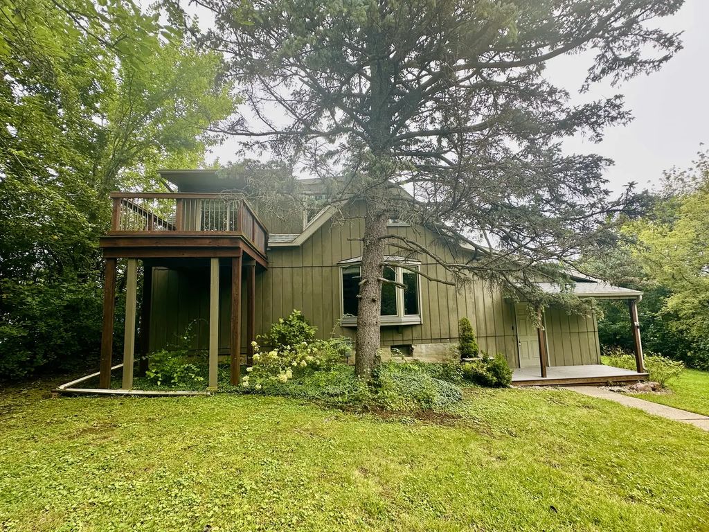 16w031 91st Street, Burr Ridge