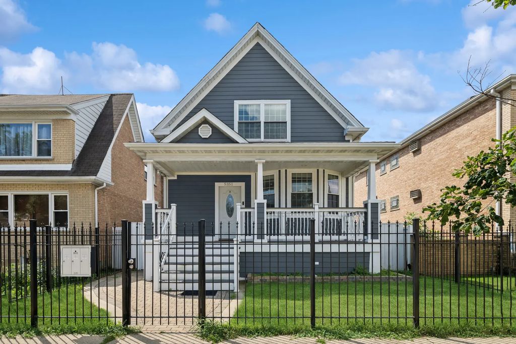 5351 W Foster Avenue, Chicago