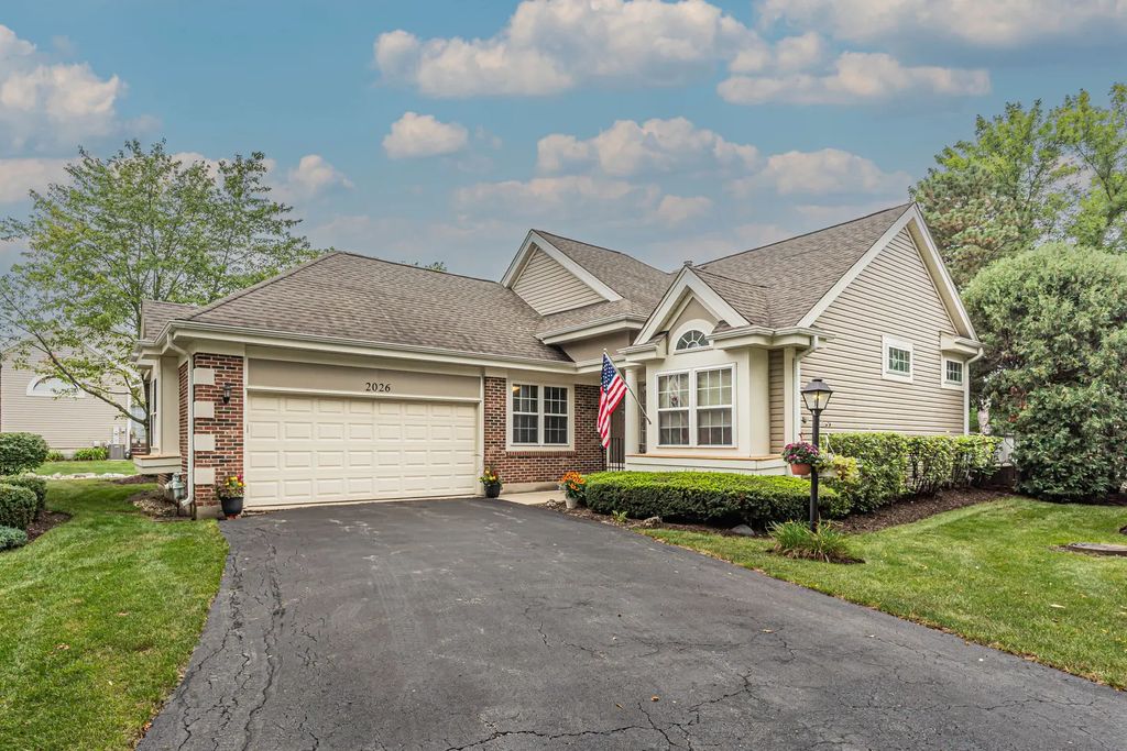 2026 N Windham Court, Arlington Heights