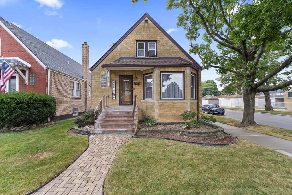 5300 S Narragansett Avenue, Chicago