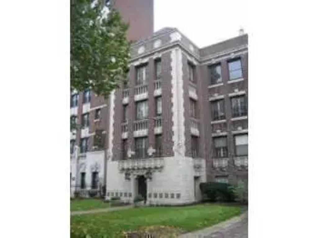 633 W Deming Street 7a, Chicago