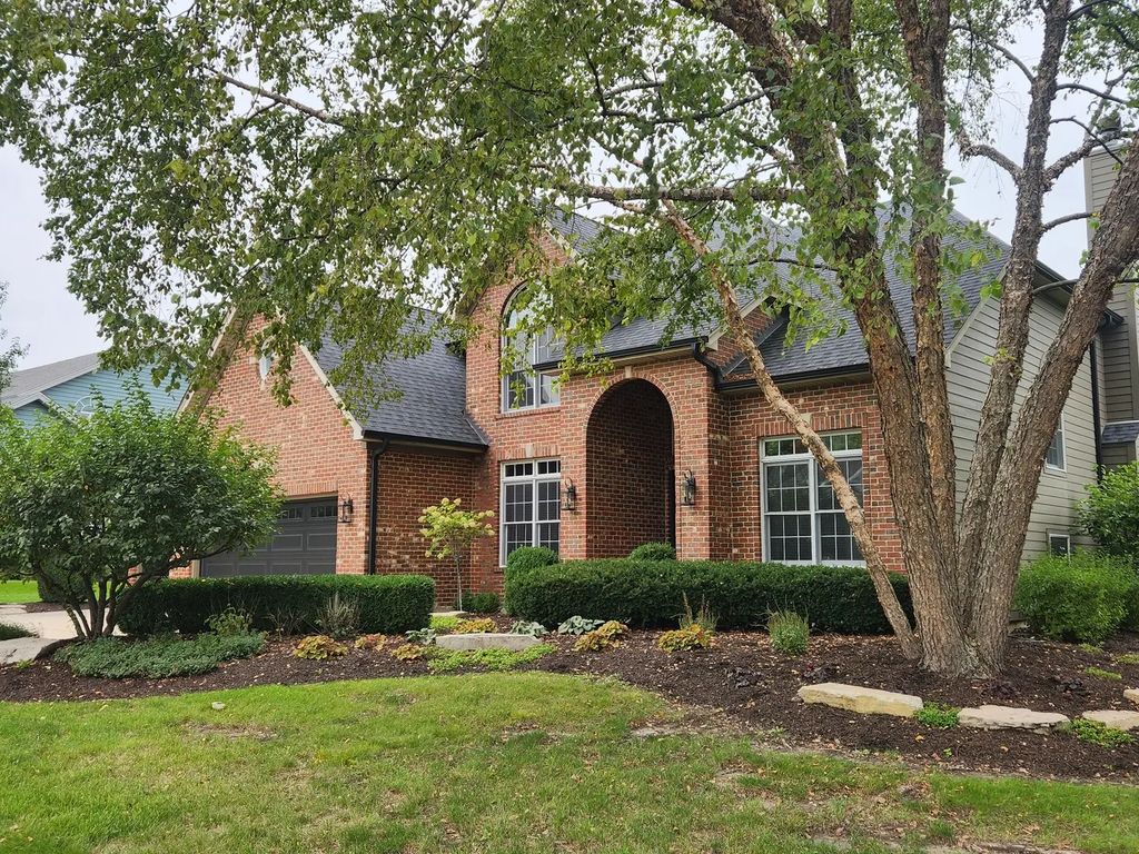 2211 Joyce Lane, Naperville