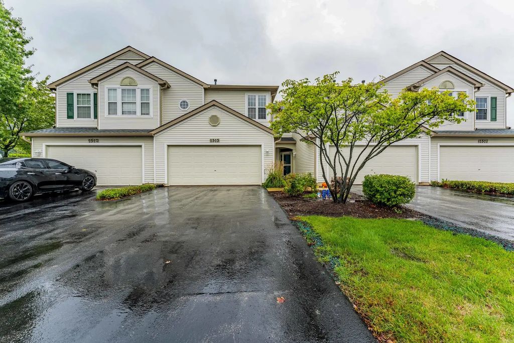 2525 Looking Glass Court, Aurora
