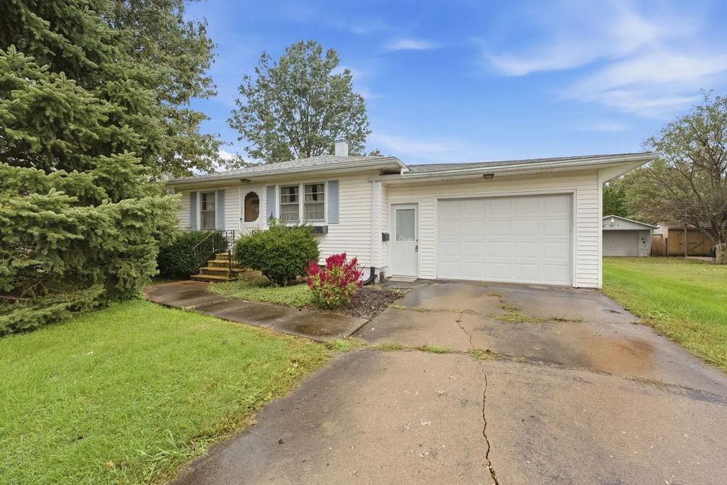 402 Sw 5th Street, Aledo