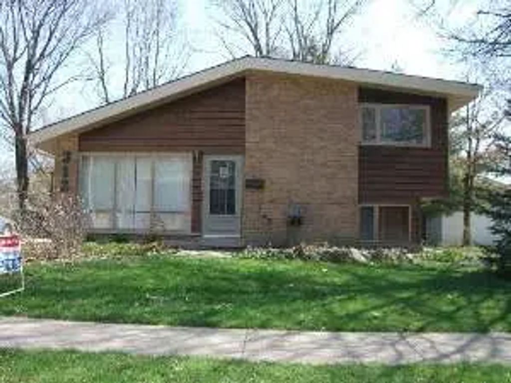 312 Winnebago Street, Park Forest