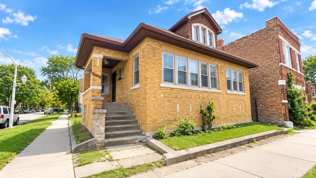 1435 W Marquette Road, Chicago