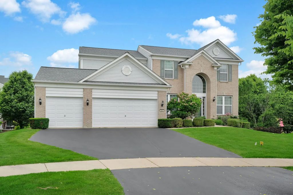 321 Parker Place, Oswego