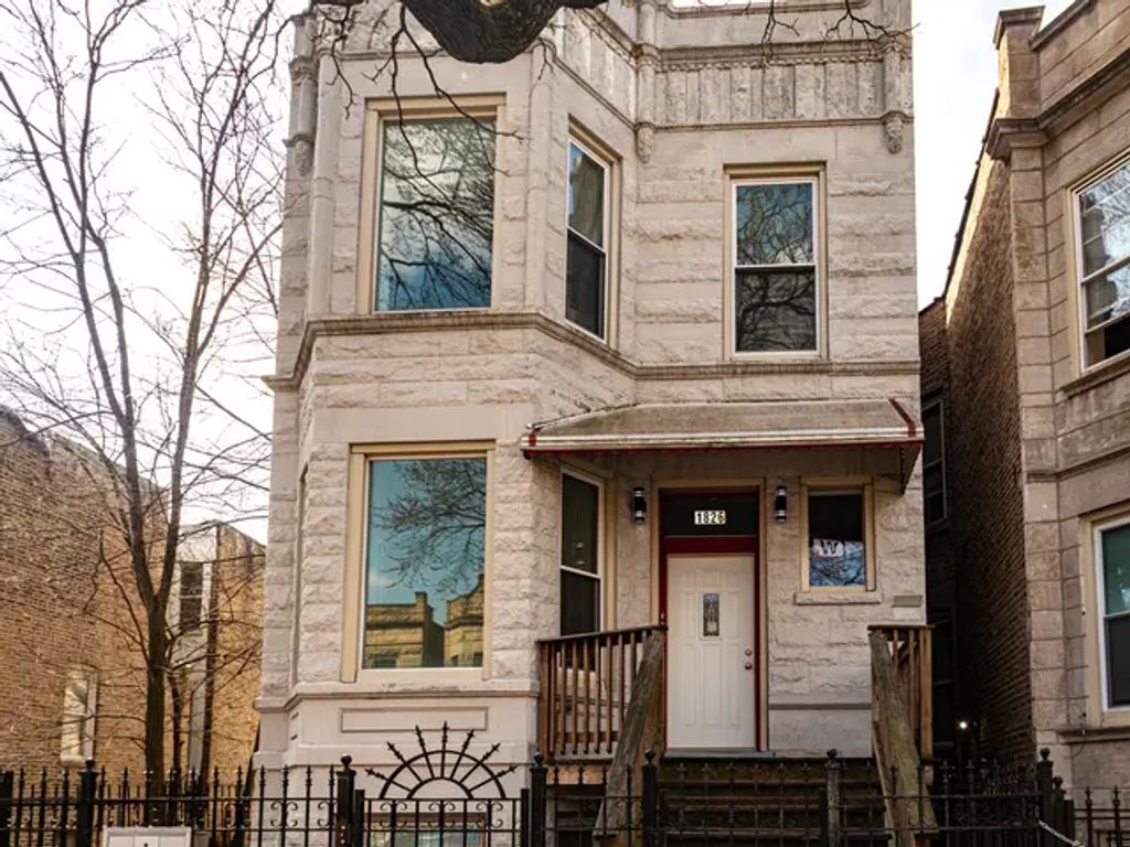 1826 S Hamlin Avenue, Chicago