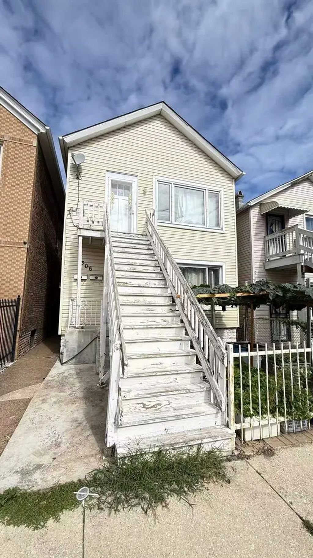 306 W 30th Street, Chicago