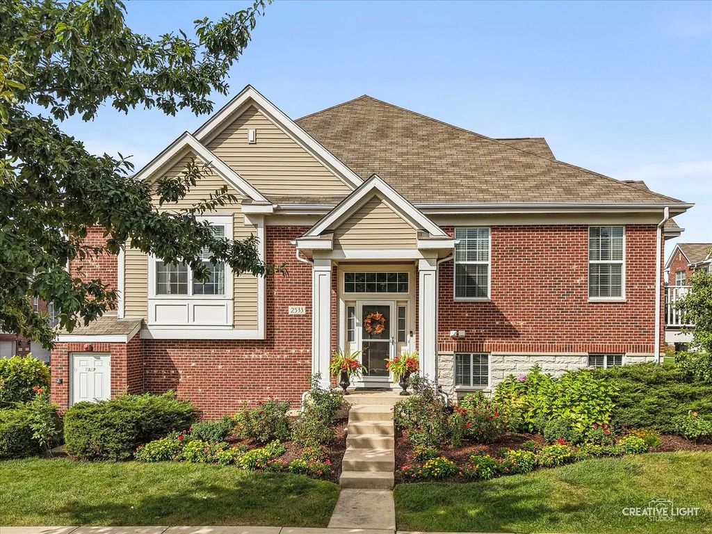 2533 Dunraven Avenue, Naperville