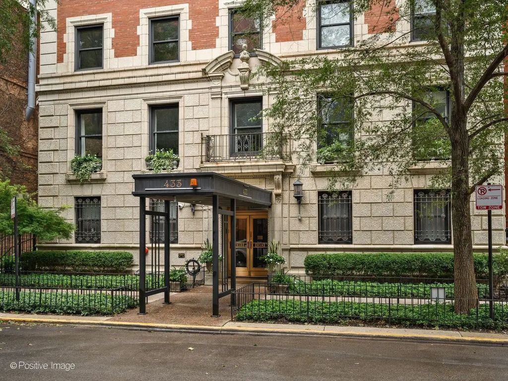 433 W Briar Place 1b, Chicago