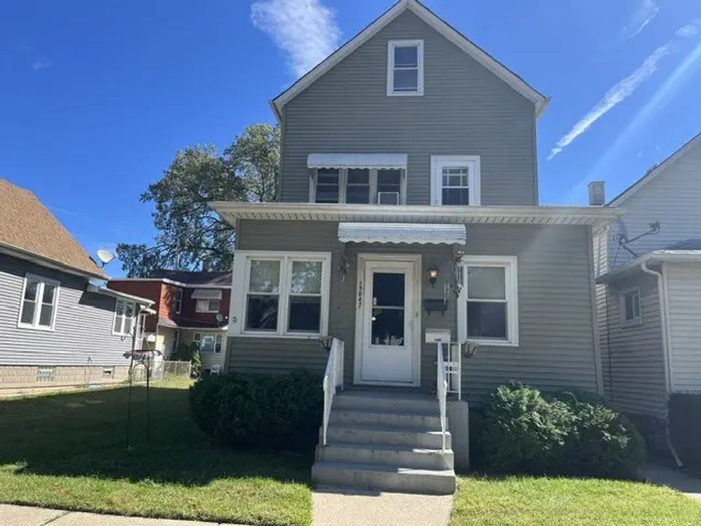 13047 S Houston Avenue, Chicago