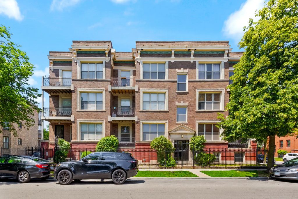 4902 S Forrestville Avenue 3, Chicago