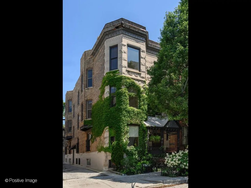 230 W Saint Paul Avenue, Chicago