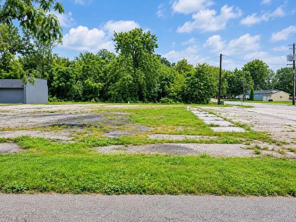 38498 N Sheridan Road, Beach Park