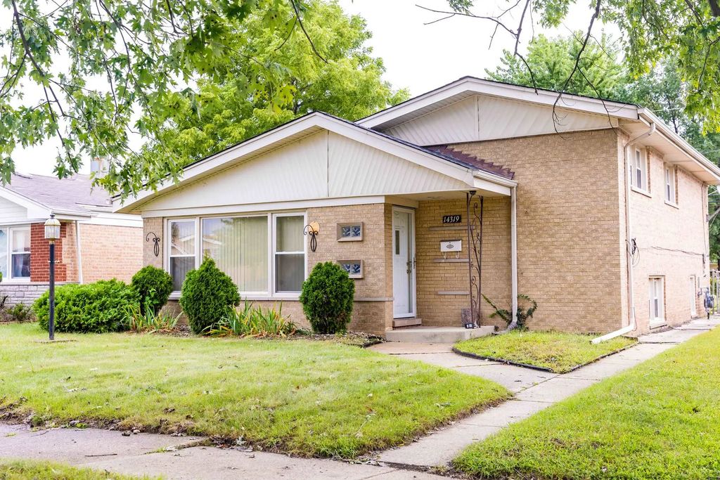 14319 Kenwood Avenue, Dolton