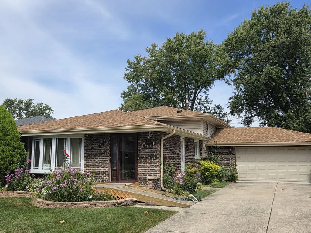 7842 W 101st Place, Palos Hills