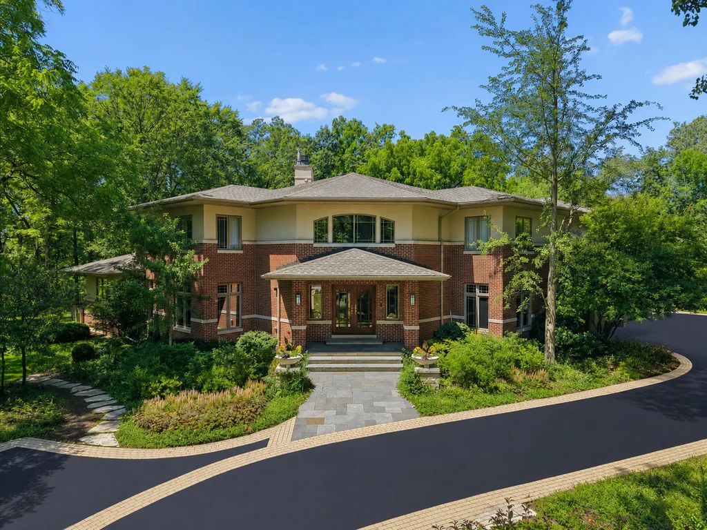 200 Glenwood Road, Lake Forest