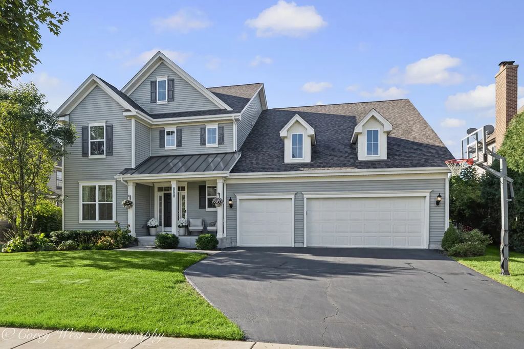 1305 Lance Avenue, Elburn