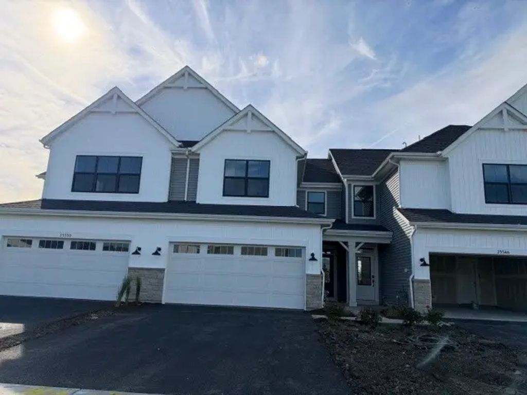 25548 W Emory Lane, Plainfield