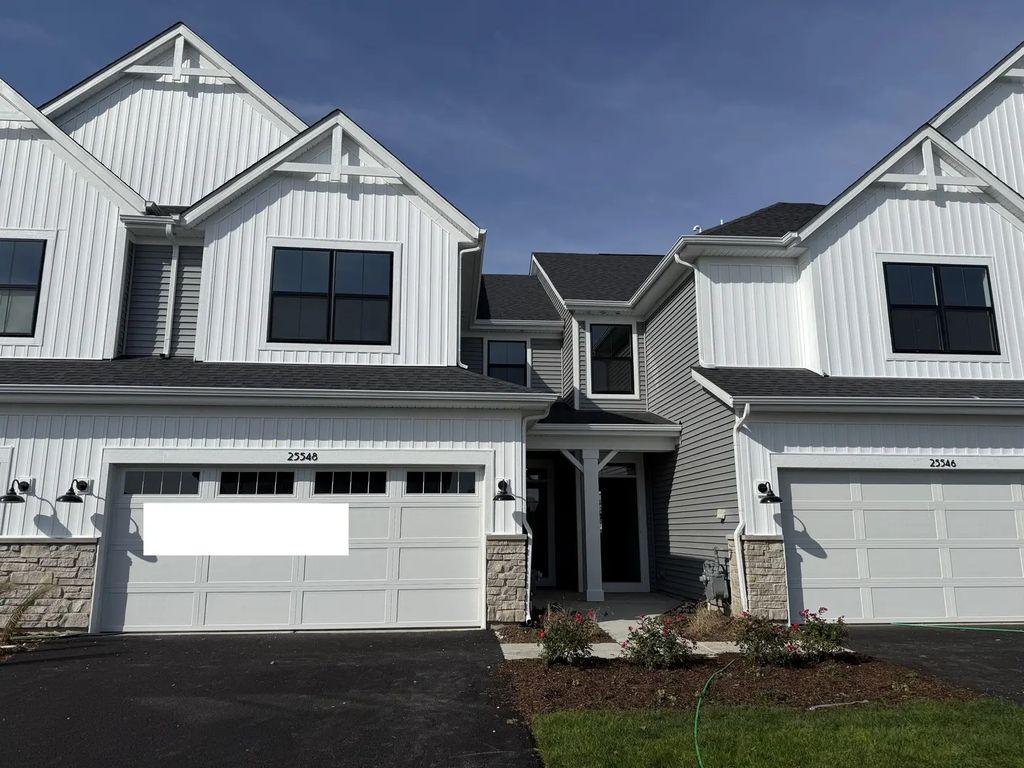 25548 W Emory Lane, Plainfield