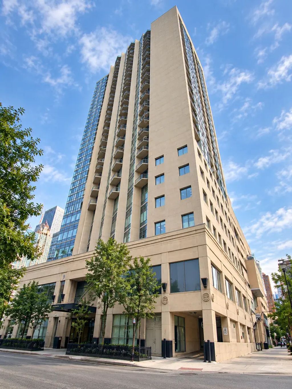 111 W Maple Street 2701, Chicago