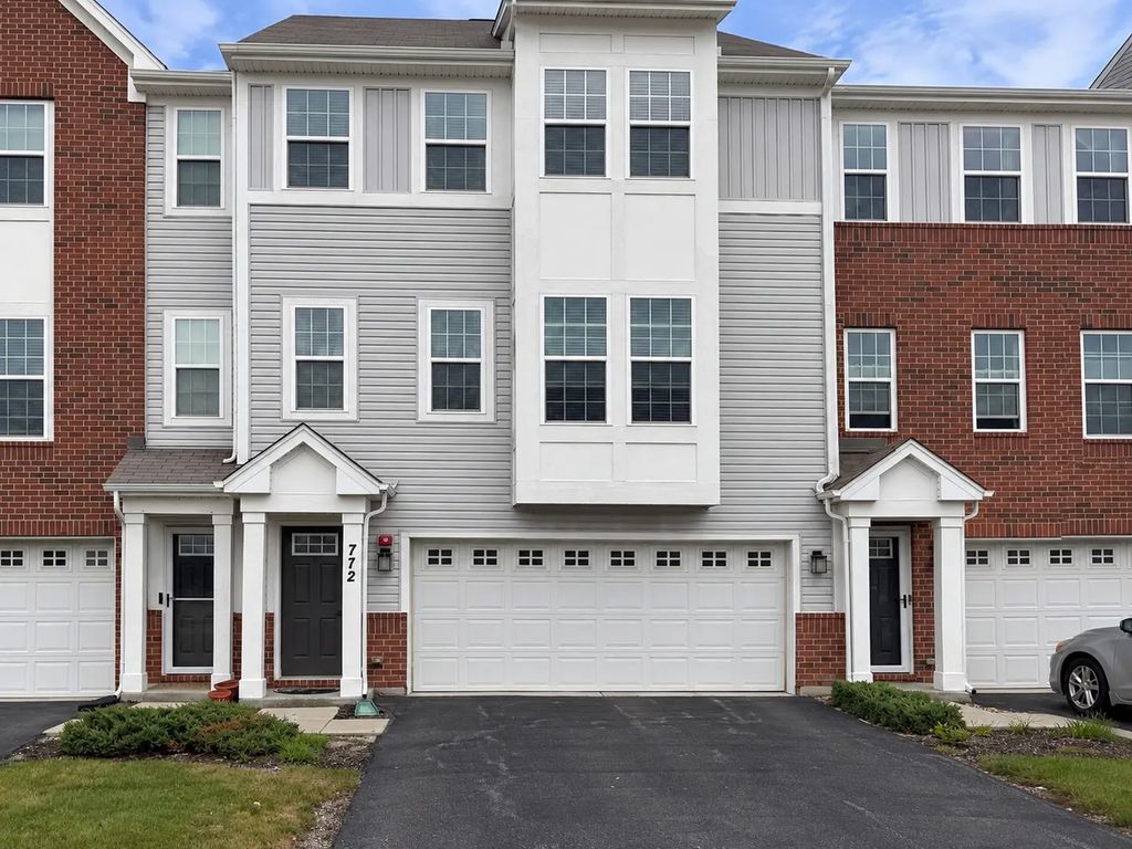 772 Weller Drive, Des Plaines