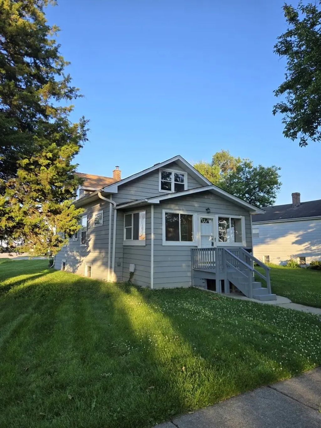 193 Grace Street, Bensenville