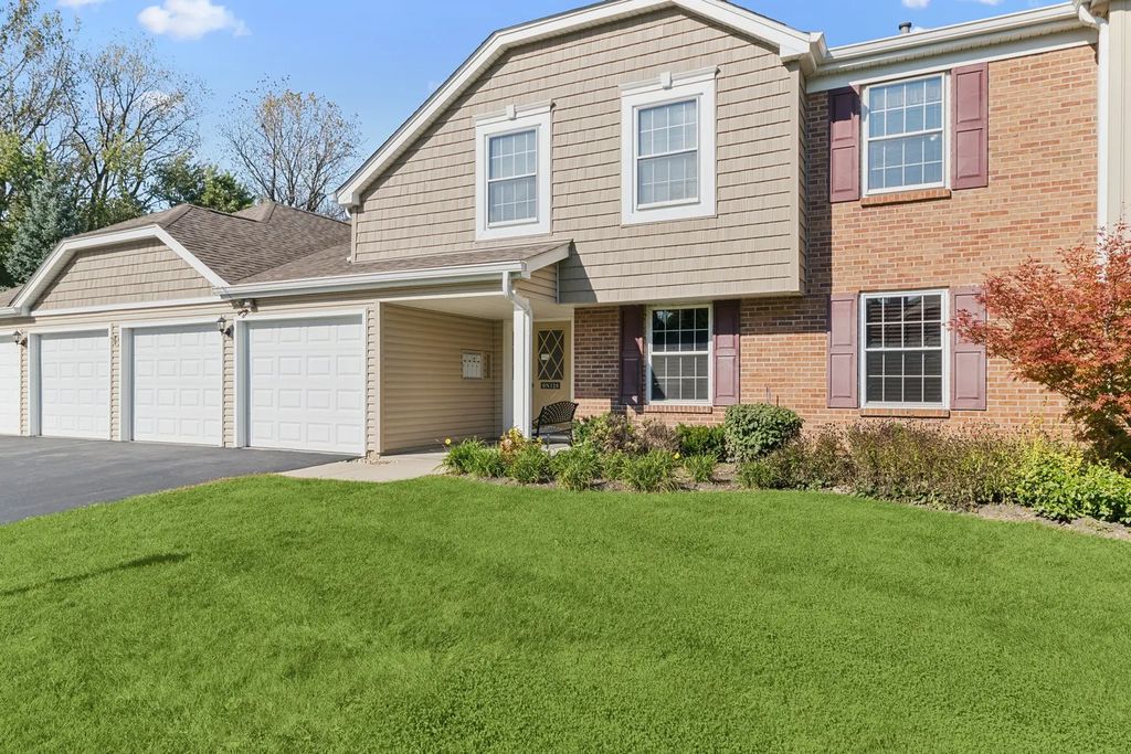 0n128 Ennerdale Lane 1406, Winfield