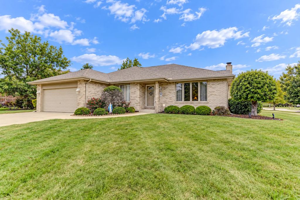 8600 Henke Drive, Tinley Park
