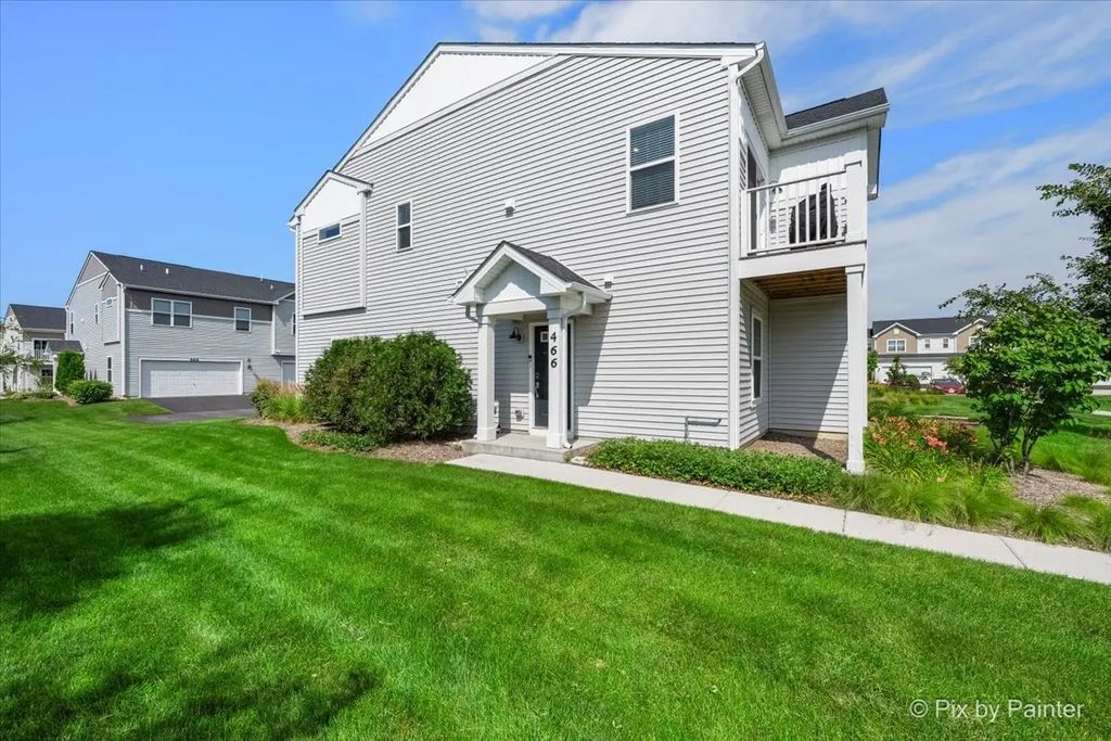 466 Comstock Road, South Elgin