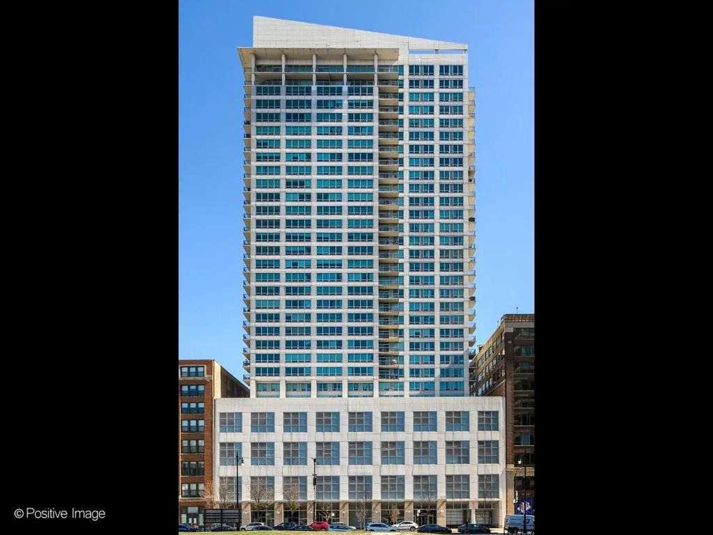 701 S Wells Street 3306, Chicago