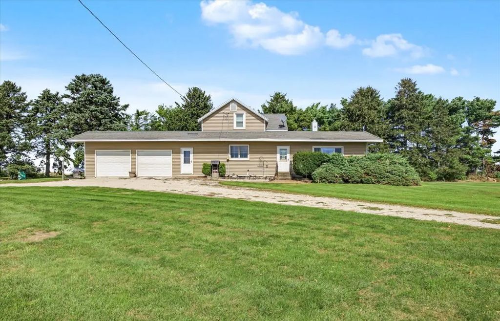 27256 N 2850 East Road, Chenoa