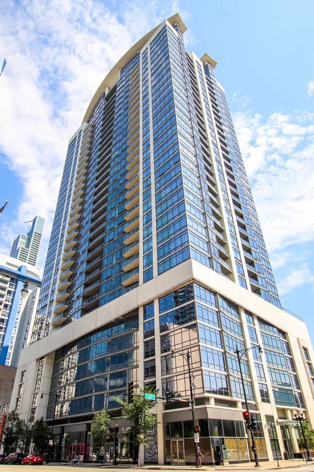 100 E 14th Street 1706, Chicago