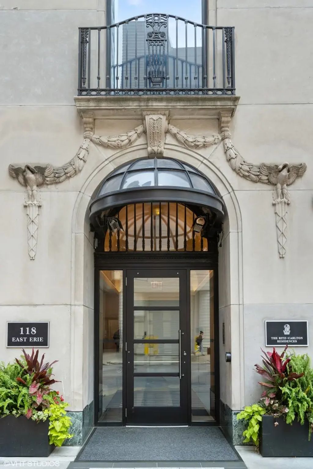 118 E Erie Street 27g, Chicago