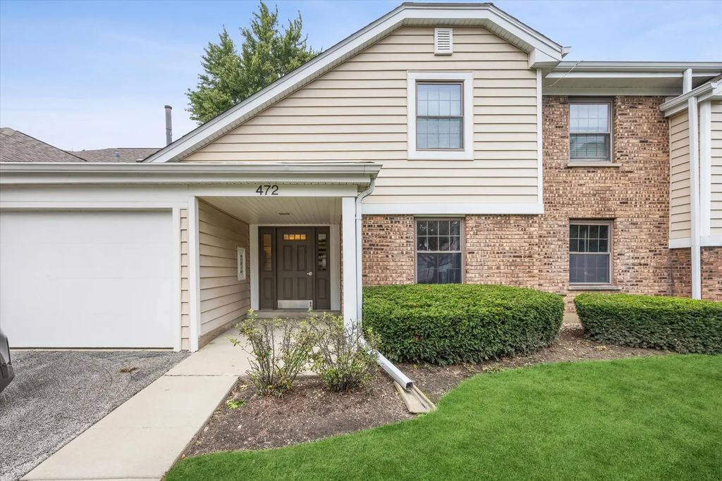 472 Lambert Drive D1, Schaumburg