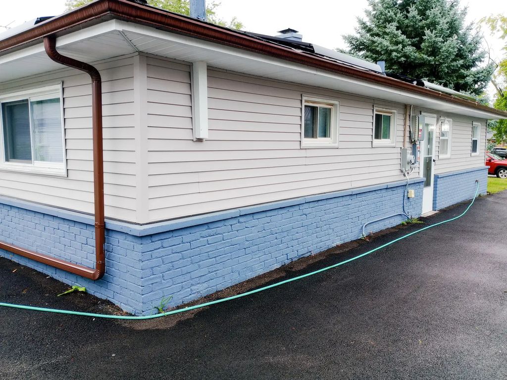 1290 Balmoral Avenue, Calumet City