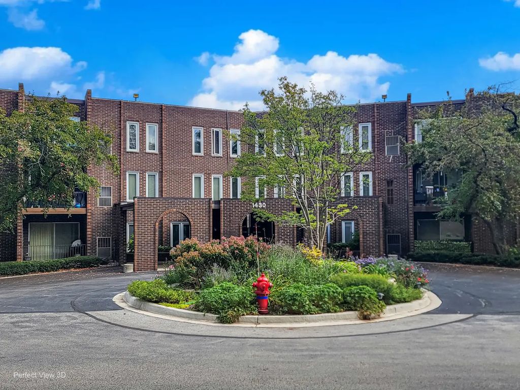 1430 Sandstone Drive 316, Wheeling